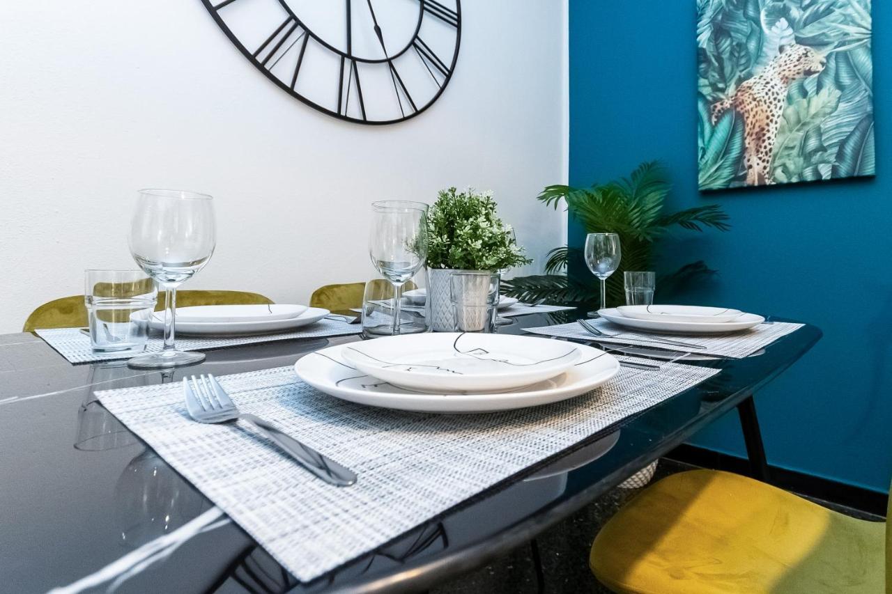 Ferienwohnung Immobirent - "Acquario" Luxury In Pieno Centro Genua Exterior foto